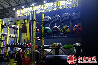 南通銳思健身產(chǎn)品亮相IWF上海國際健身展，革新辦公健身設備新體驗