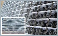正豐供應(yīng)電焊網(wǎng)片 專業(yè)防護(hù)欄生產(chǎn)廠家，訂購熱線15130836093