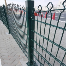 工地安全守護者 基坑護欄網與臨邊防護欄桿的關鍵作用