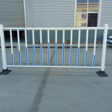 守護城市脈絡的堅韌衛士 解析鋅鋼道路護欄的多維應用